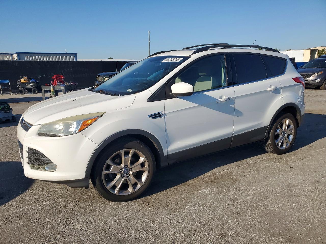 Salvage Ford Escape Image