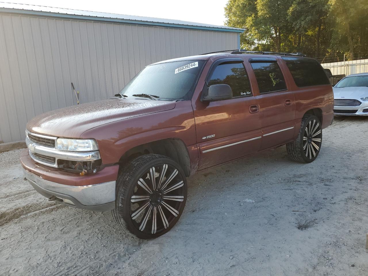Salvage Chevrolet Suburban Image