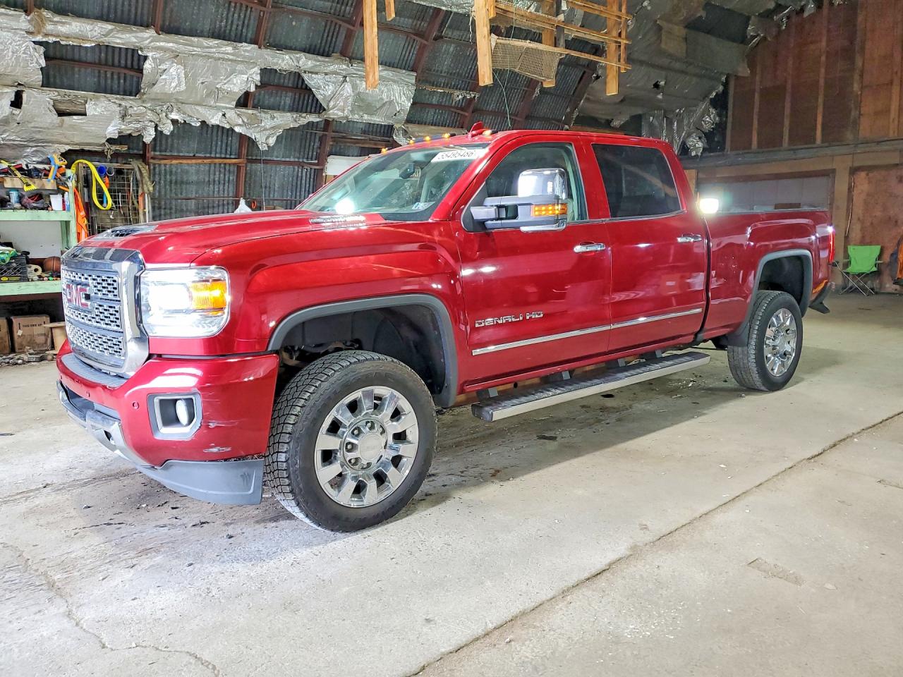 Salvage GMC Sierra Image