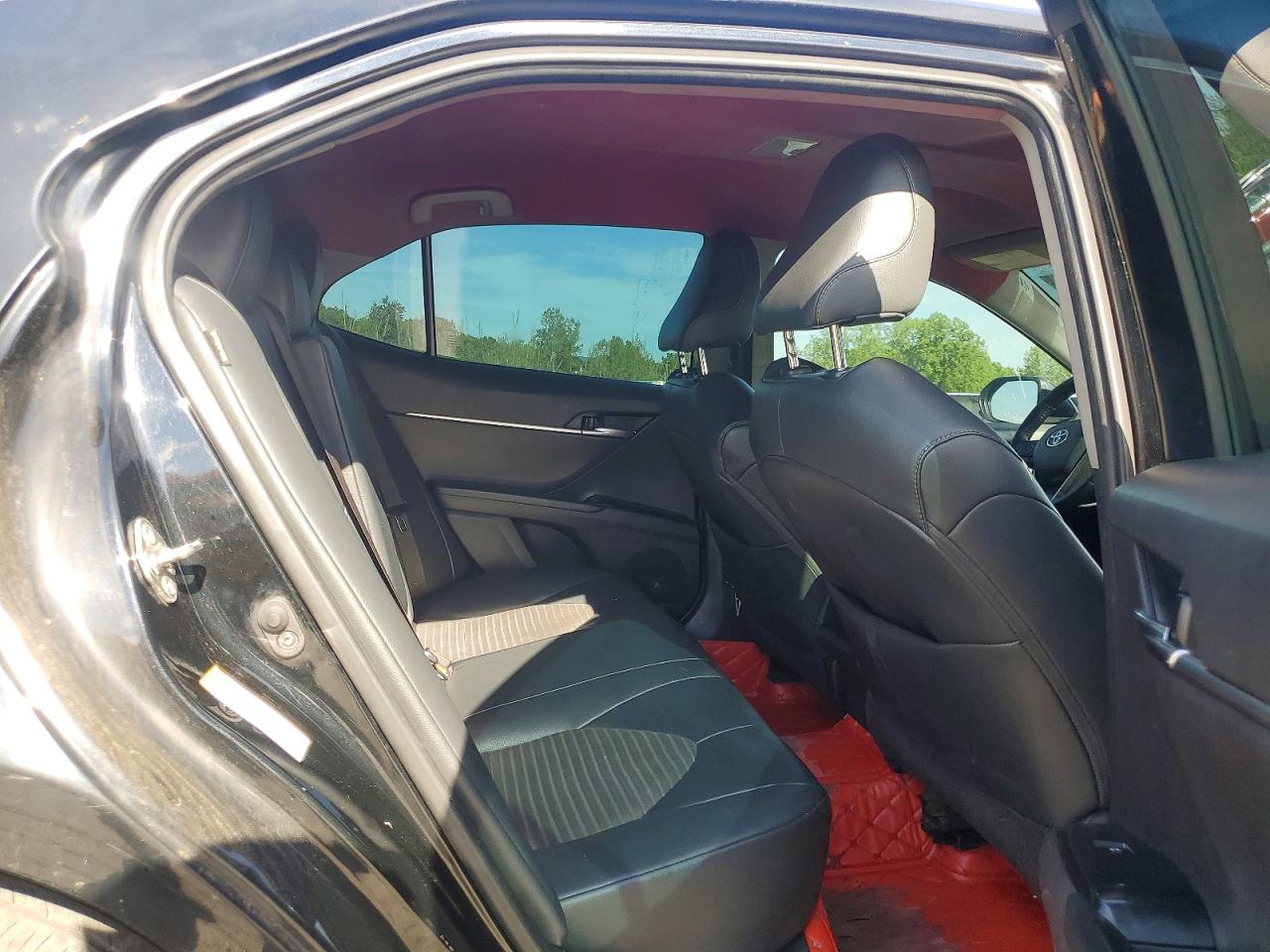 Toyota Camry Se