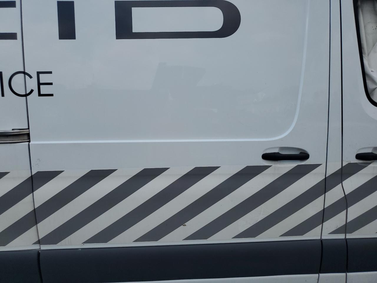 Mercedes-Benz Sprinter 2500