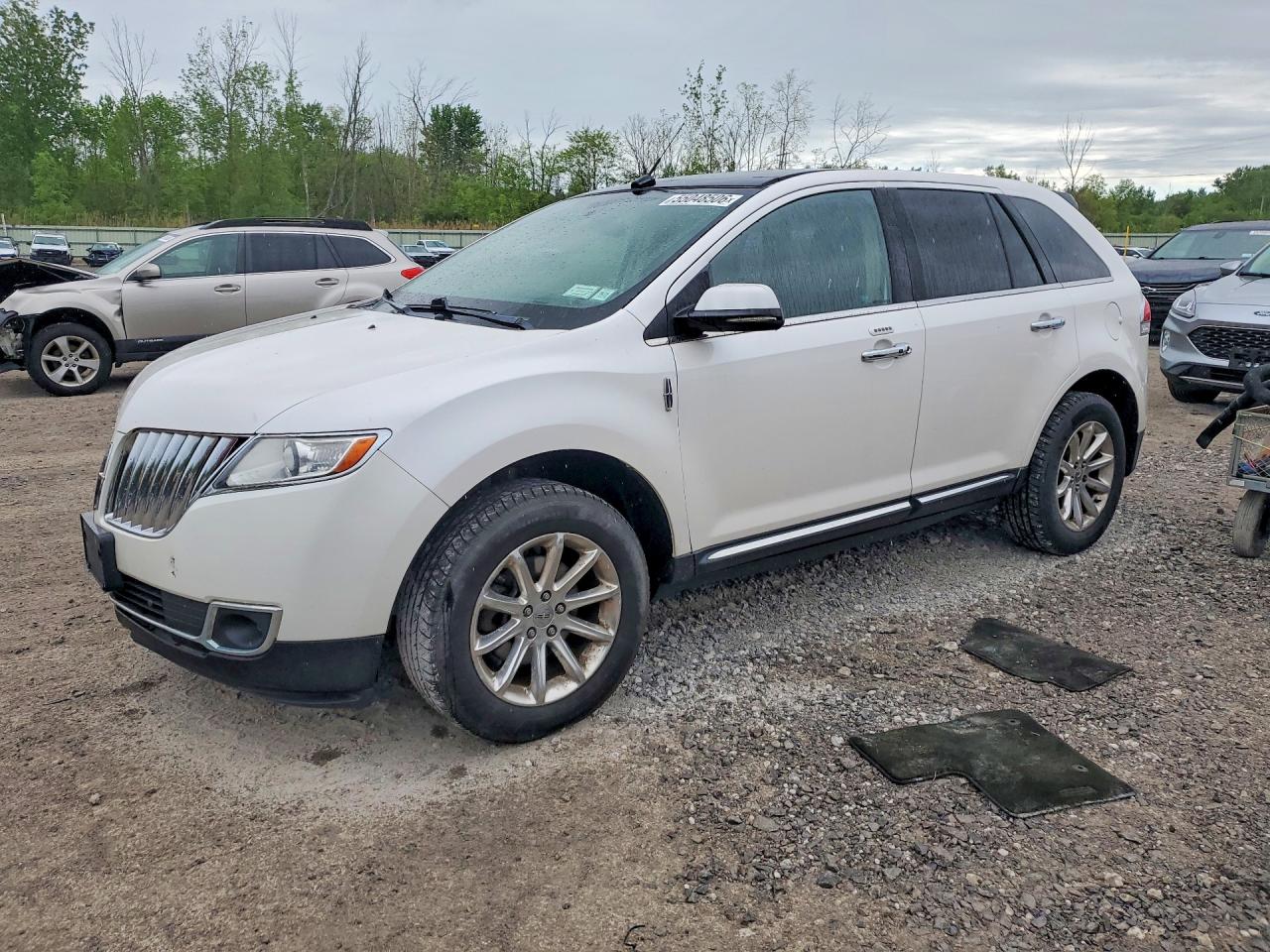 Salvage Lincoln MKX Image