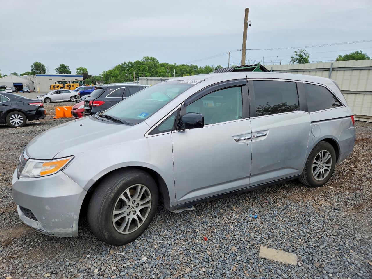 Salvage Honda Odyssey Image