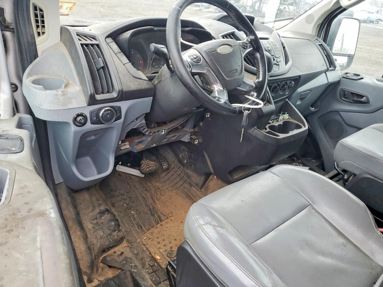 Ford Transit T-250