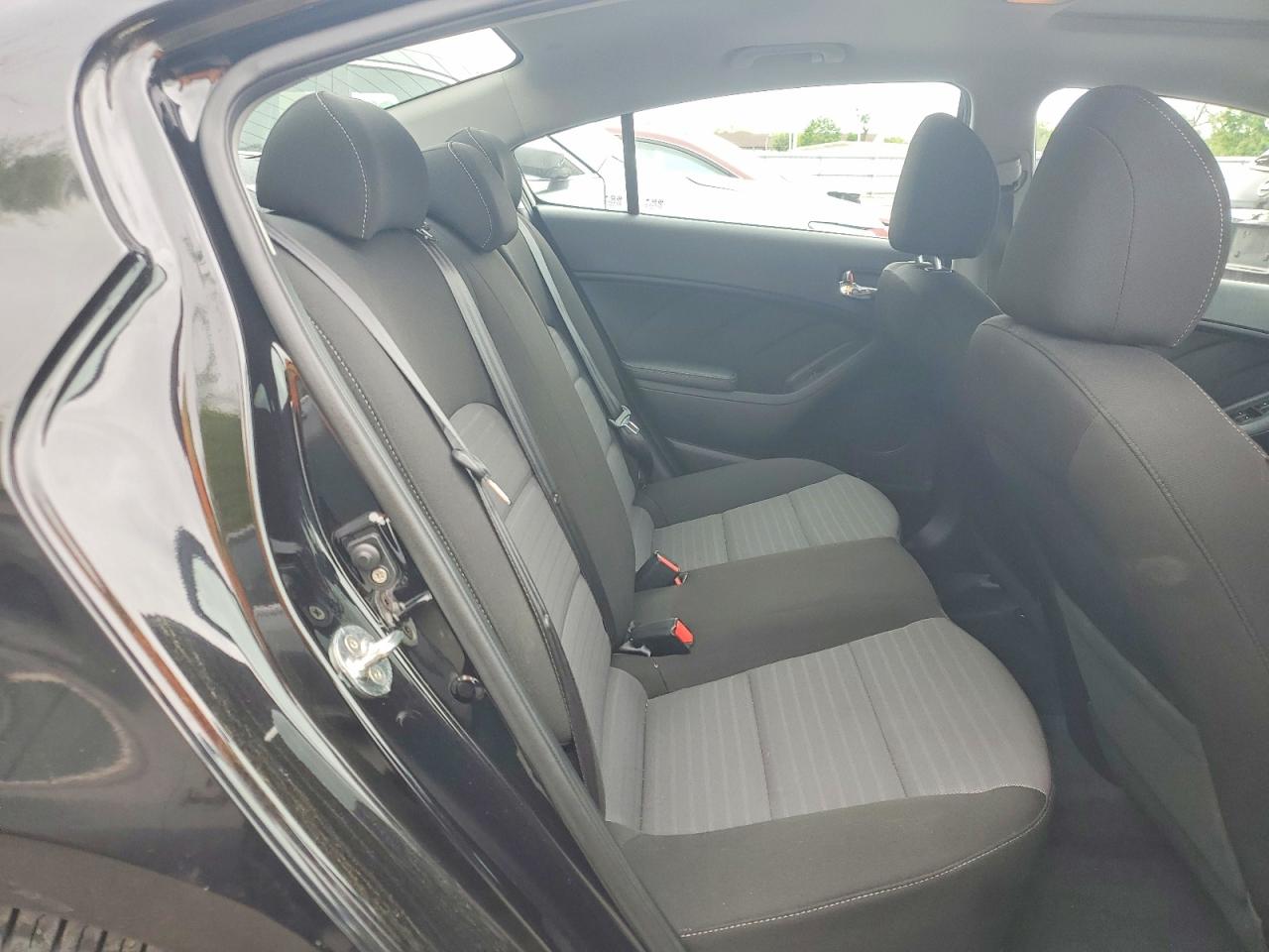Kia Forte S