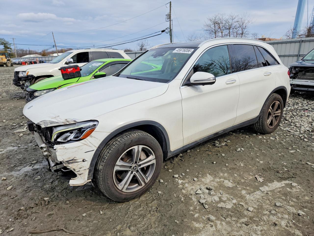 Salvage Mercedes-Benz GLC Image