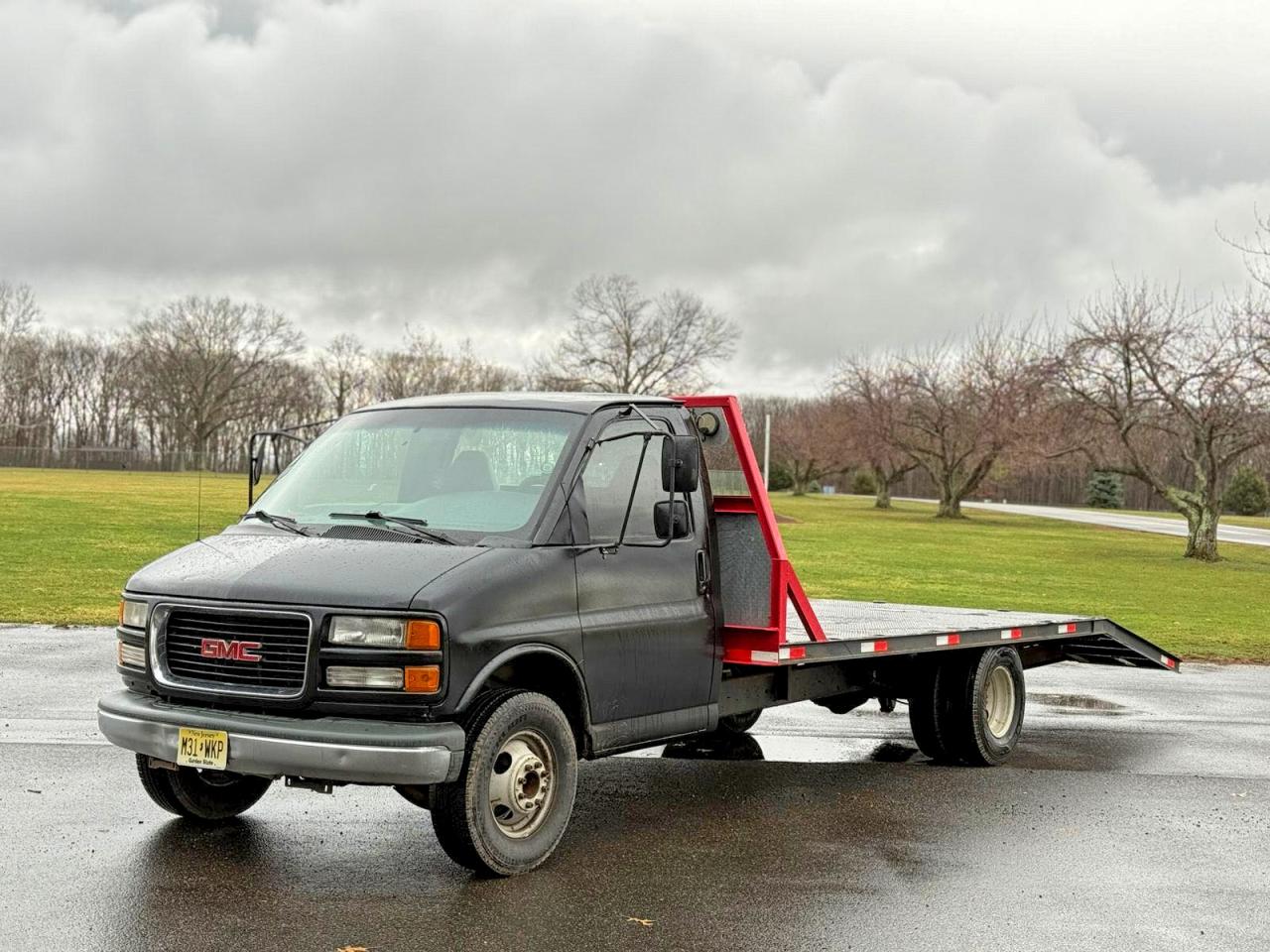 GMC Savana Cutaway G3500