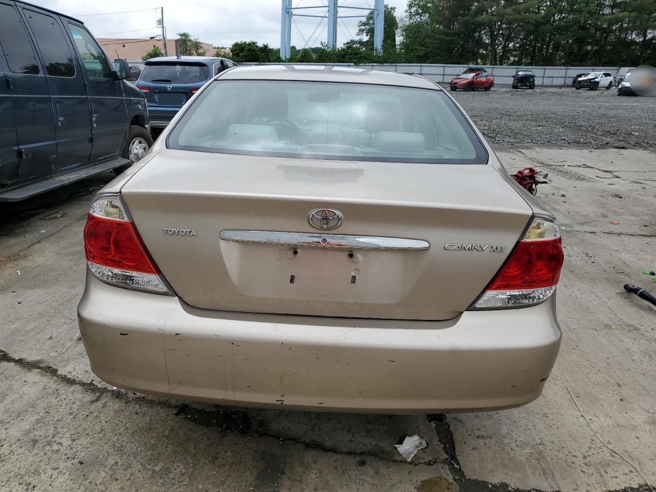 Toyota Camry Le