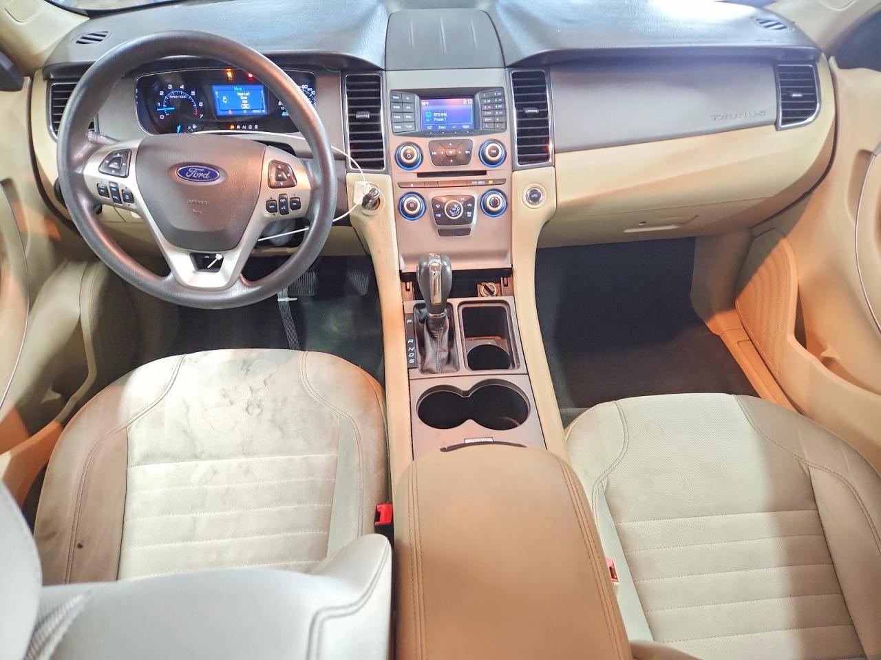 Ford Taurus Se