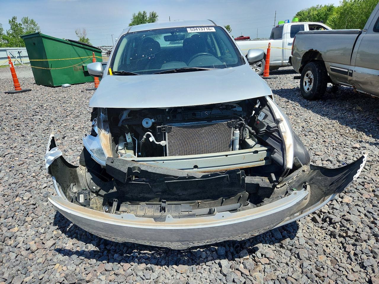 Nissan Versa Sv
