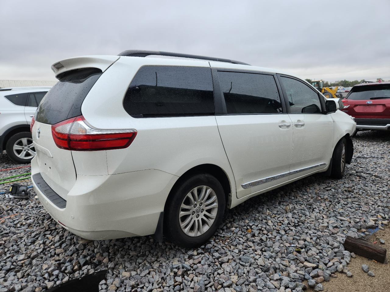 Toyota Sienna Xle