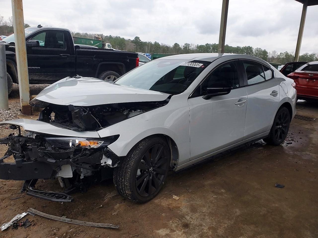 Salvage Mazda 3 Select S Image