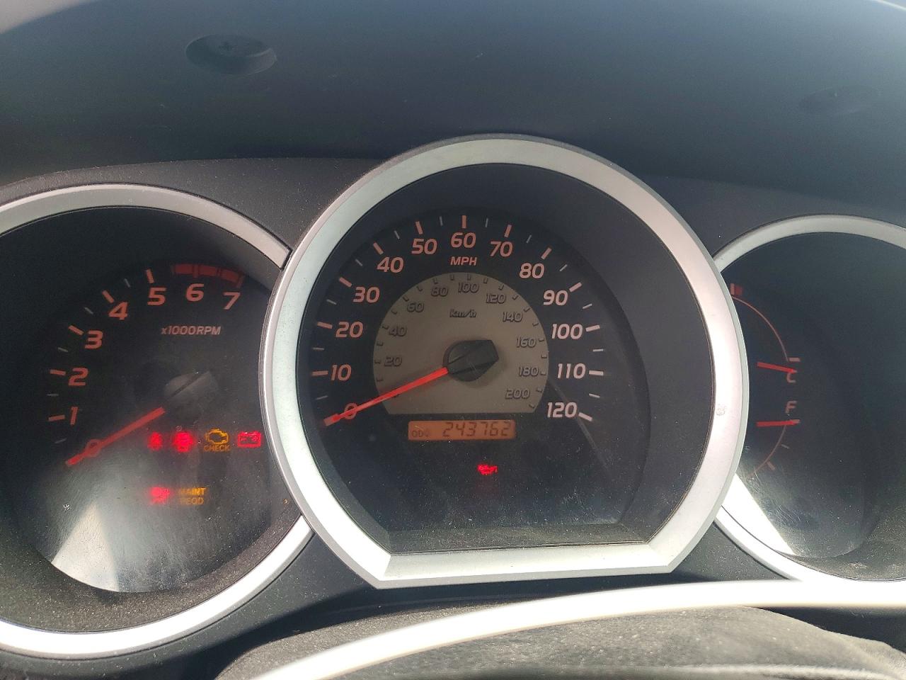 Toyota Tacoma Prerunner V6