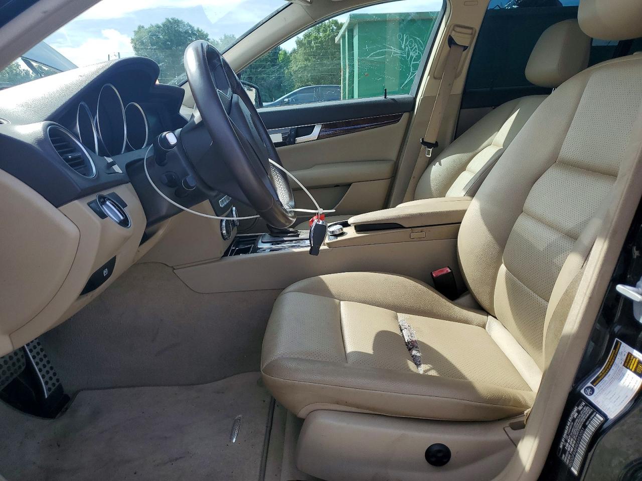 Mercedes-Benz C-Class 300 4matic