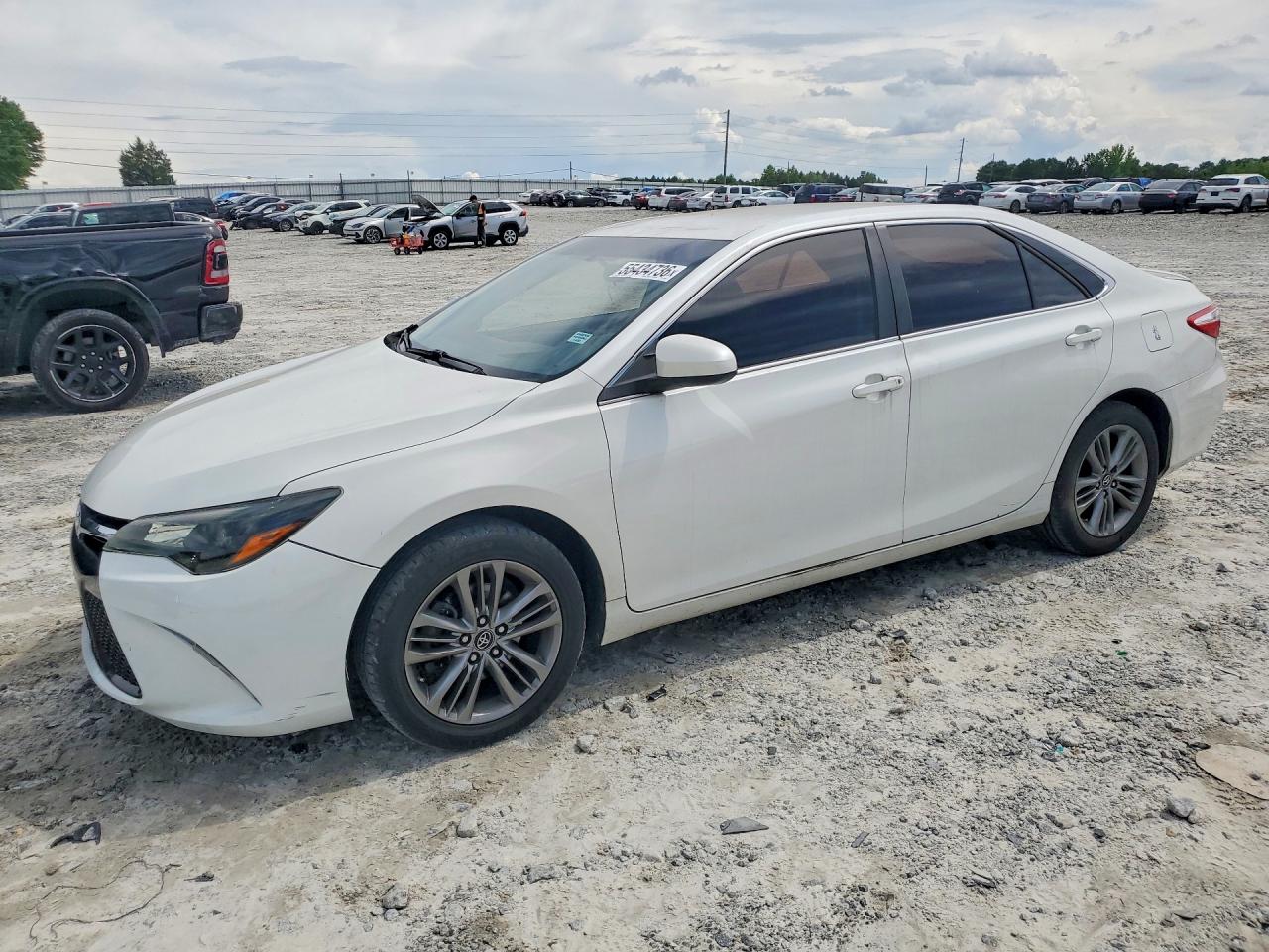 Salvage Toyota Camry Image
