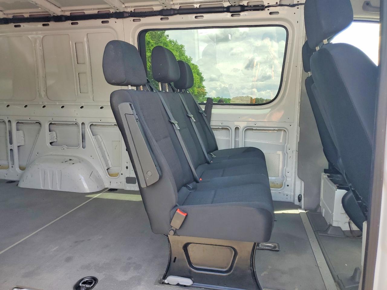Mercedes-Benz Sprinter 2500
