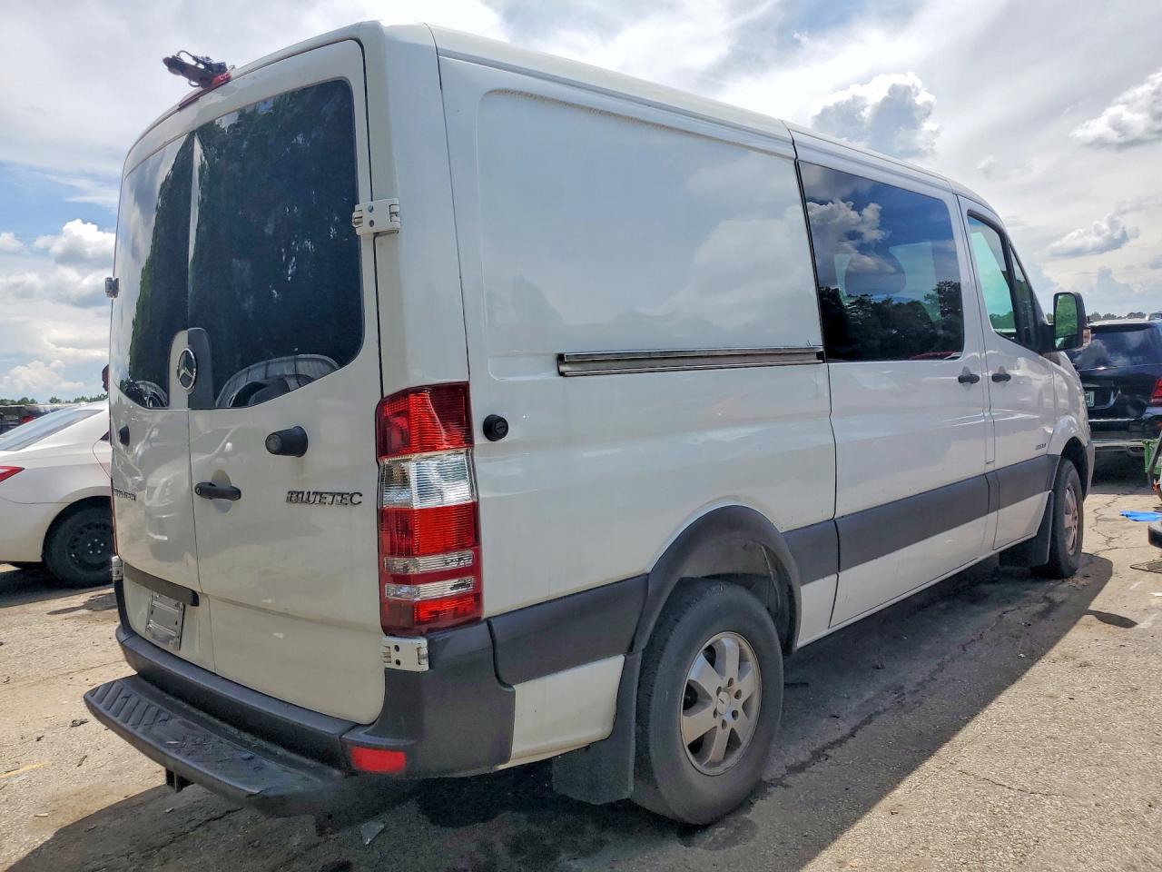 Mercedes-Benz Sprinter 2500