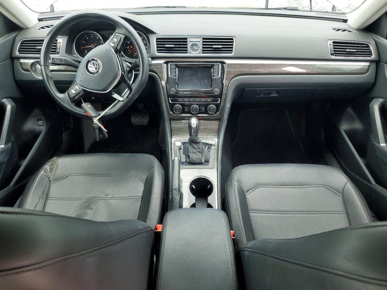 Volkswagen Passat Se