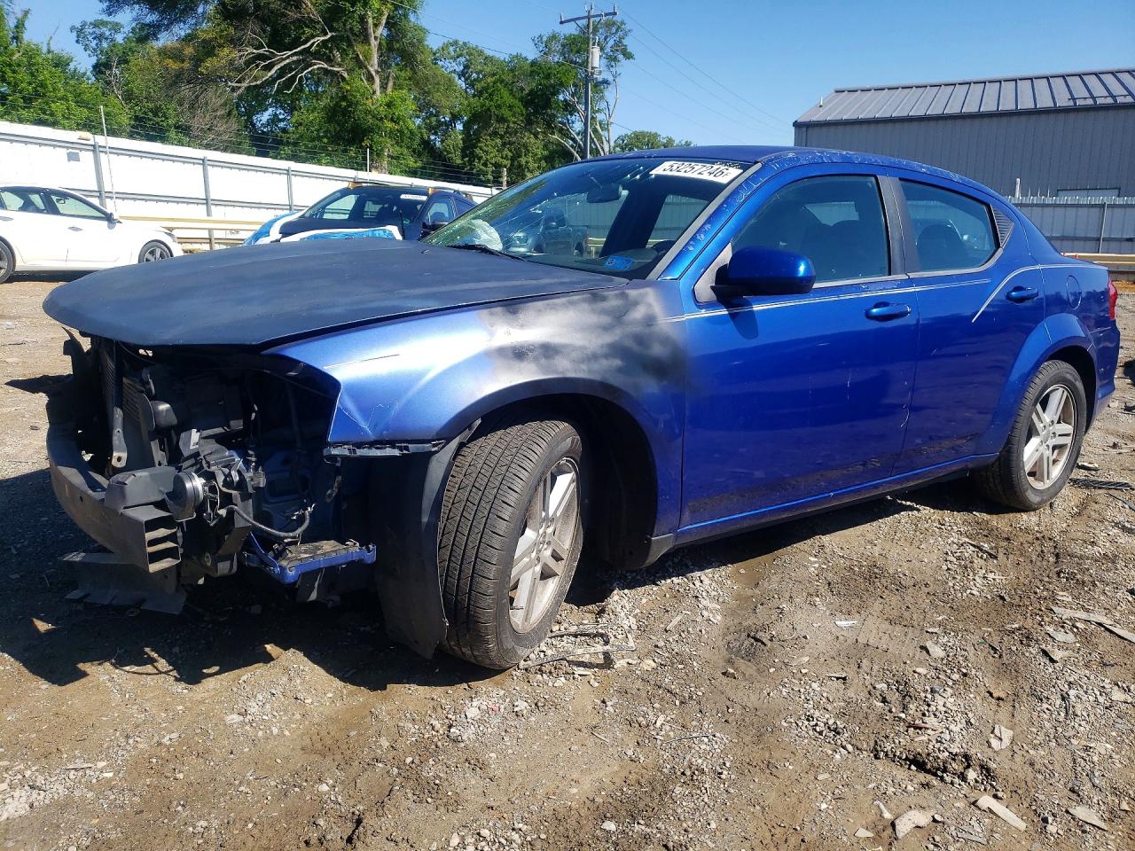 Salvage Dodge Avenger Sx Image