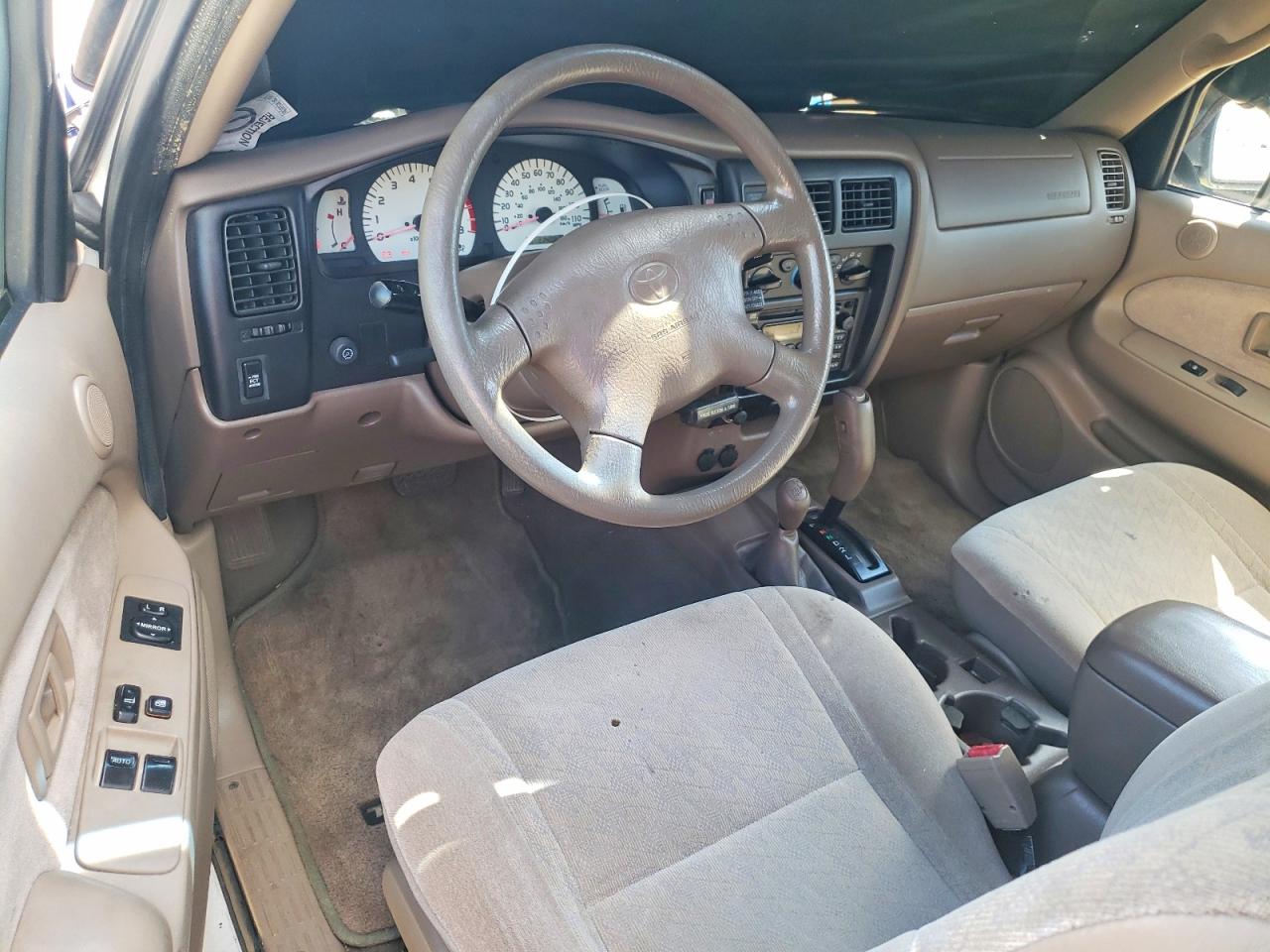 Toyota Tacoma Xtracab