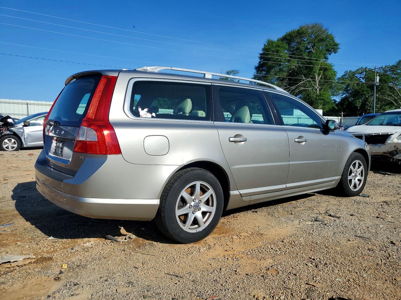 Volvo V70 3.2
