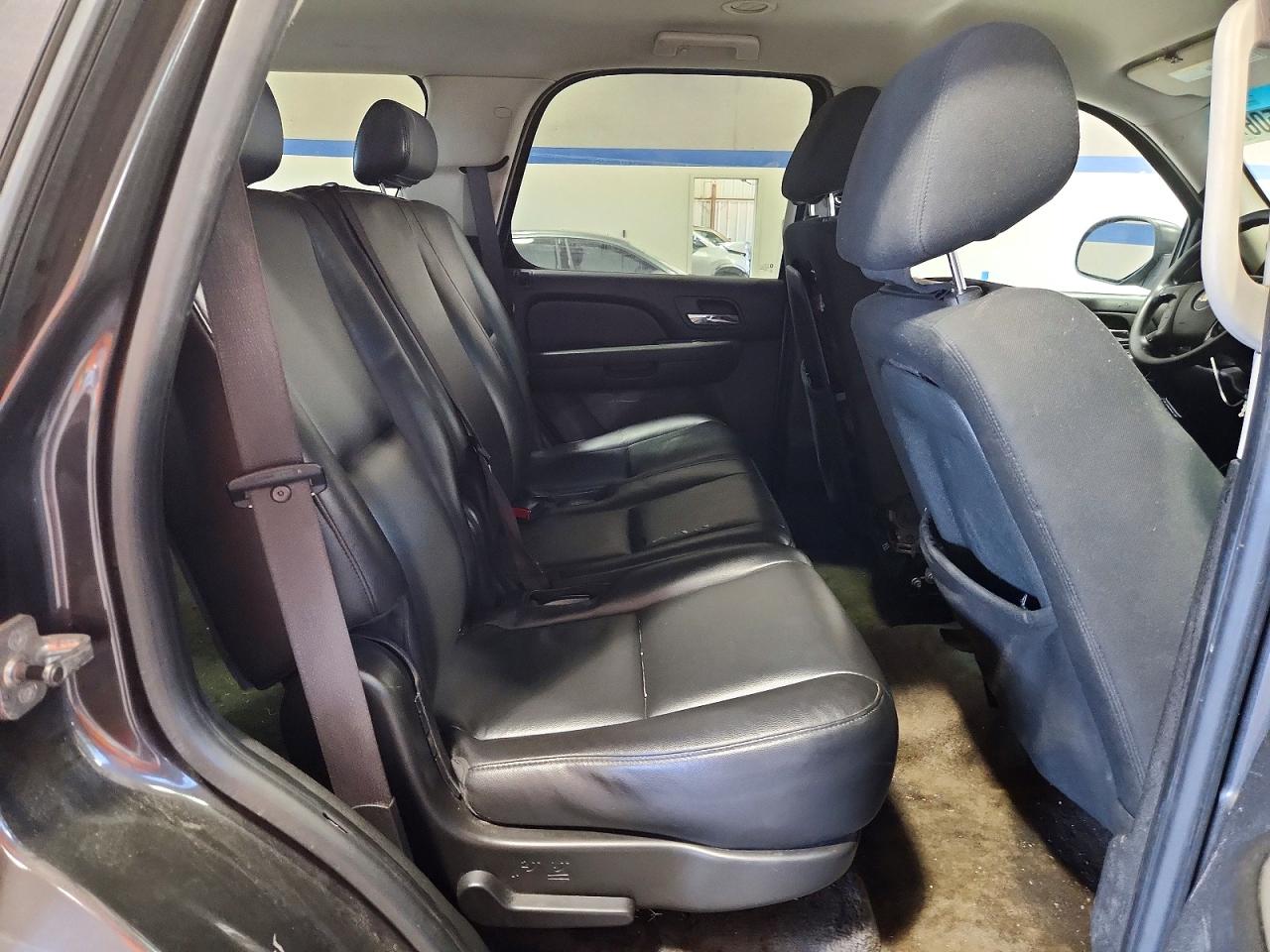 Chevrolet Tahoe C1500 Ls