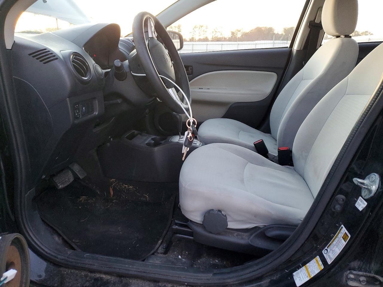 Mitsubishi Mirage G4 Es