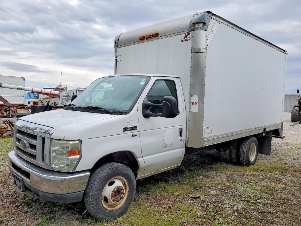 Salvage Ford Econoline Image