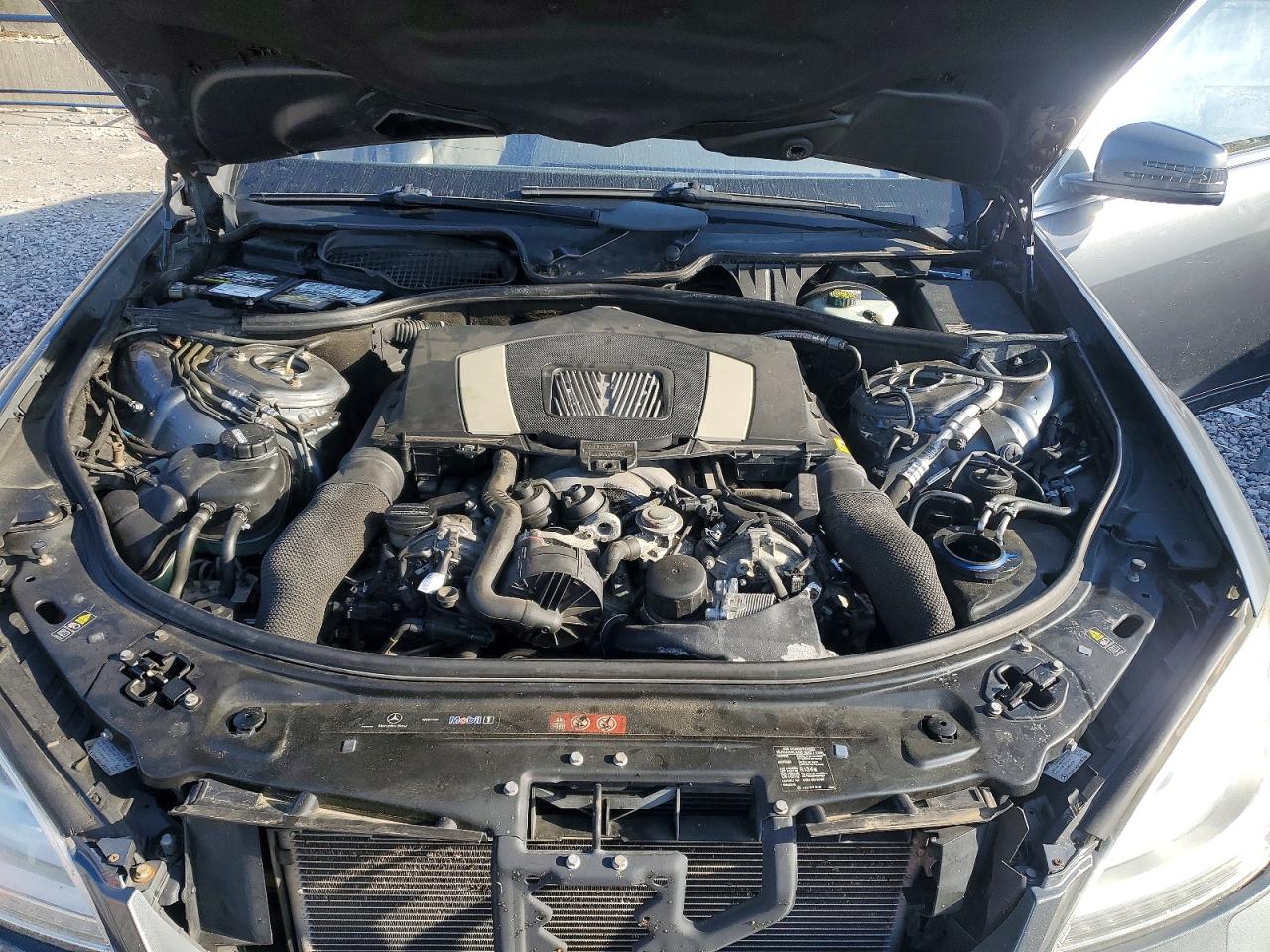 Mercedes-Benz S-Class 550 4matic