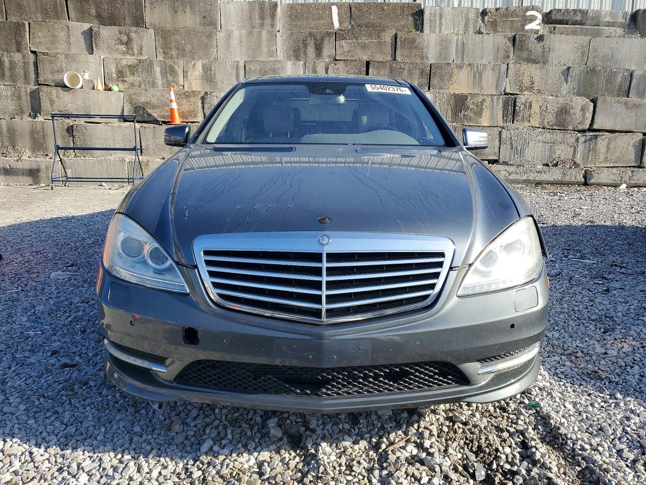 Mercedes-Benz S-Class 550 4matic