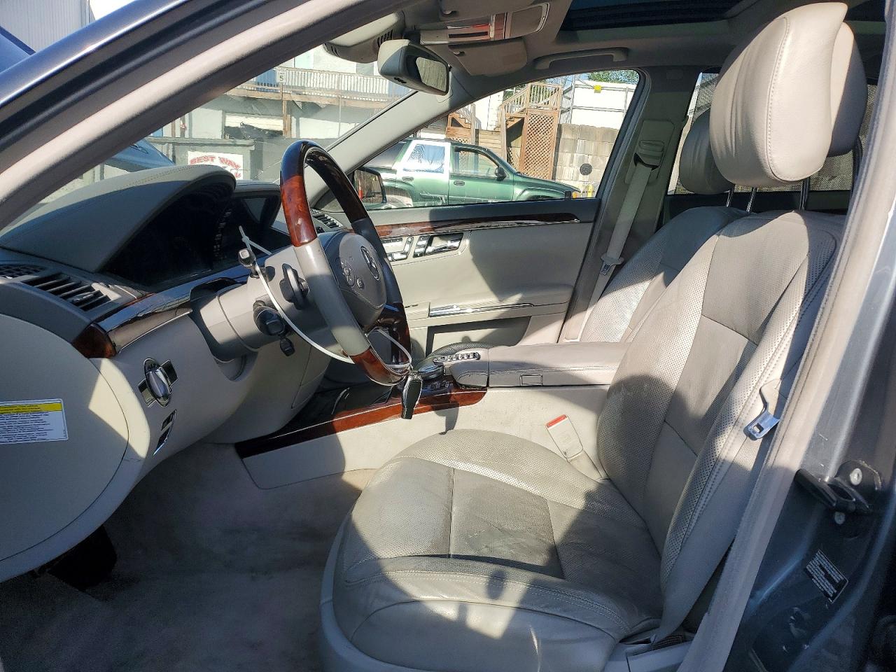 Mercedes-Benz S-Class 550 4matic