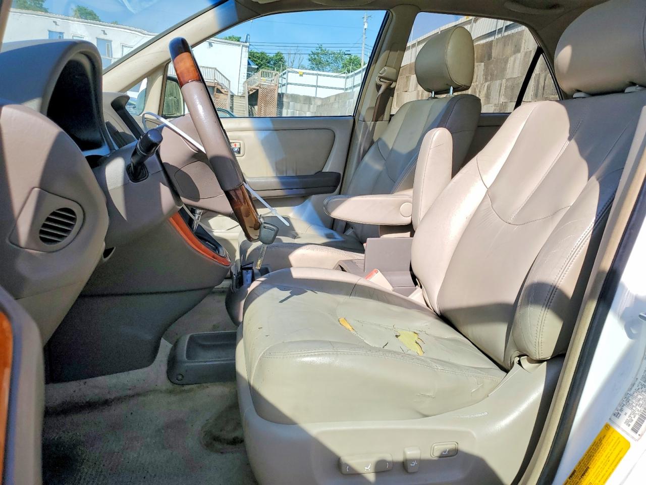 Lexus RX 300