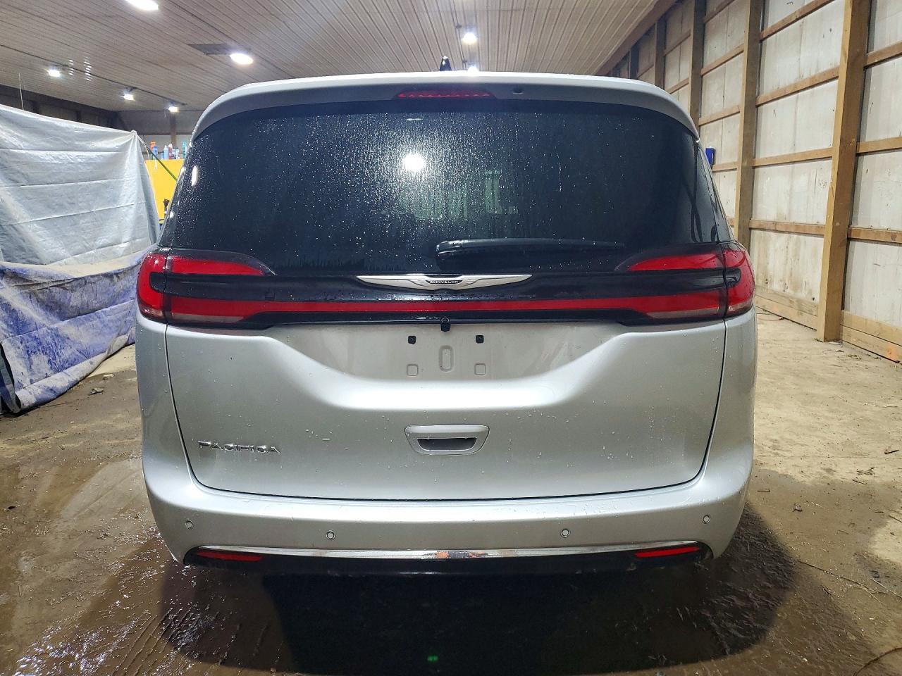 Chrysler Pacifica Select