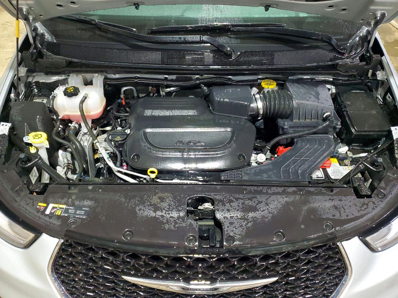 Chrysler Pacifica Select