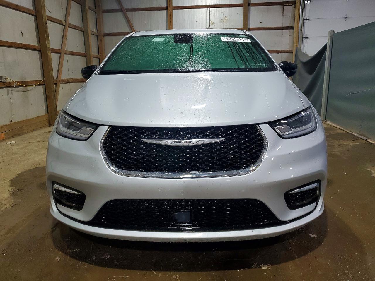 Chrysler Pacifica Select