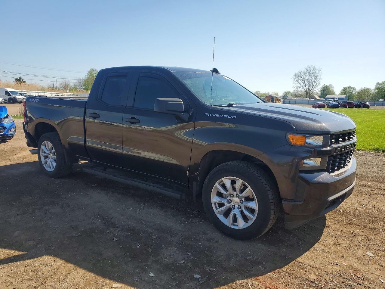 Chevrolet Silverado K1500 Custom