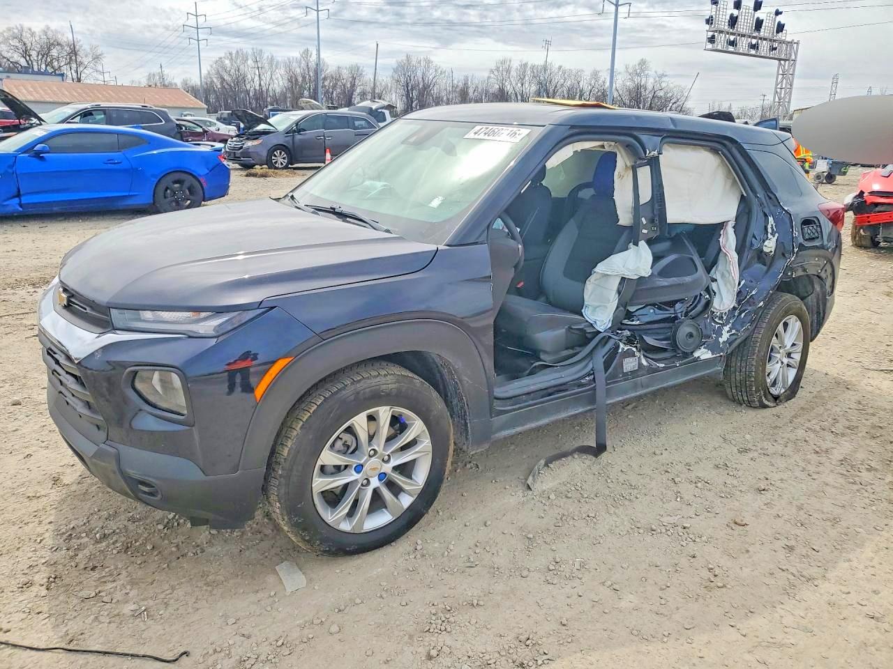 Salvage Chevrolet Trailblaze Image