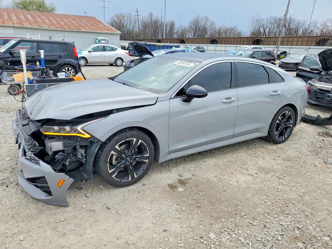 Salvage Kia K5 Image