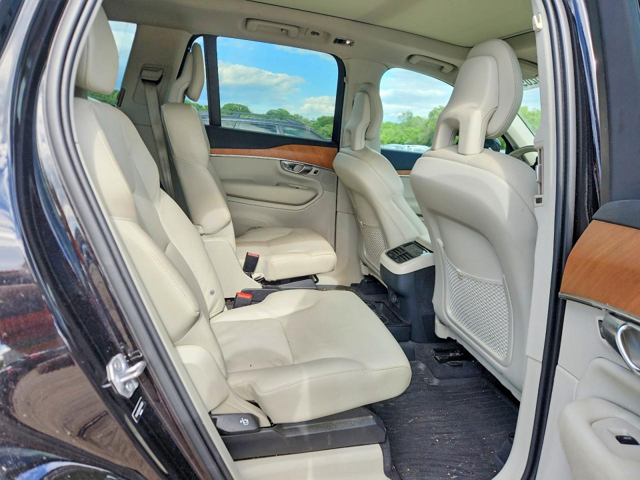 Volvo XC90 T6 Momentum