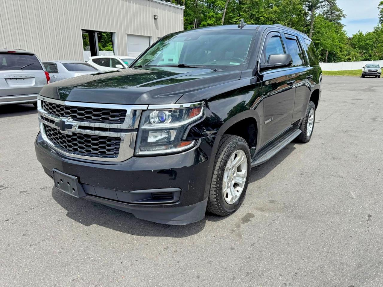 Salvage Chevrolet Tahoe Image