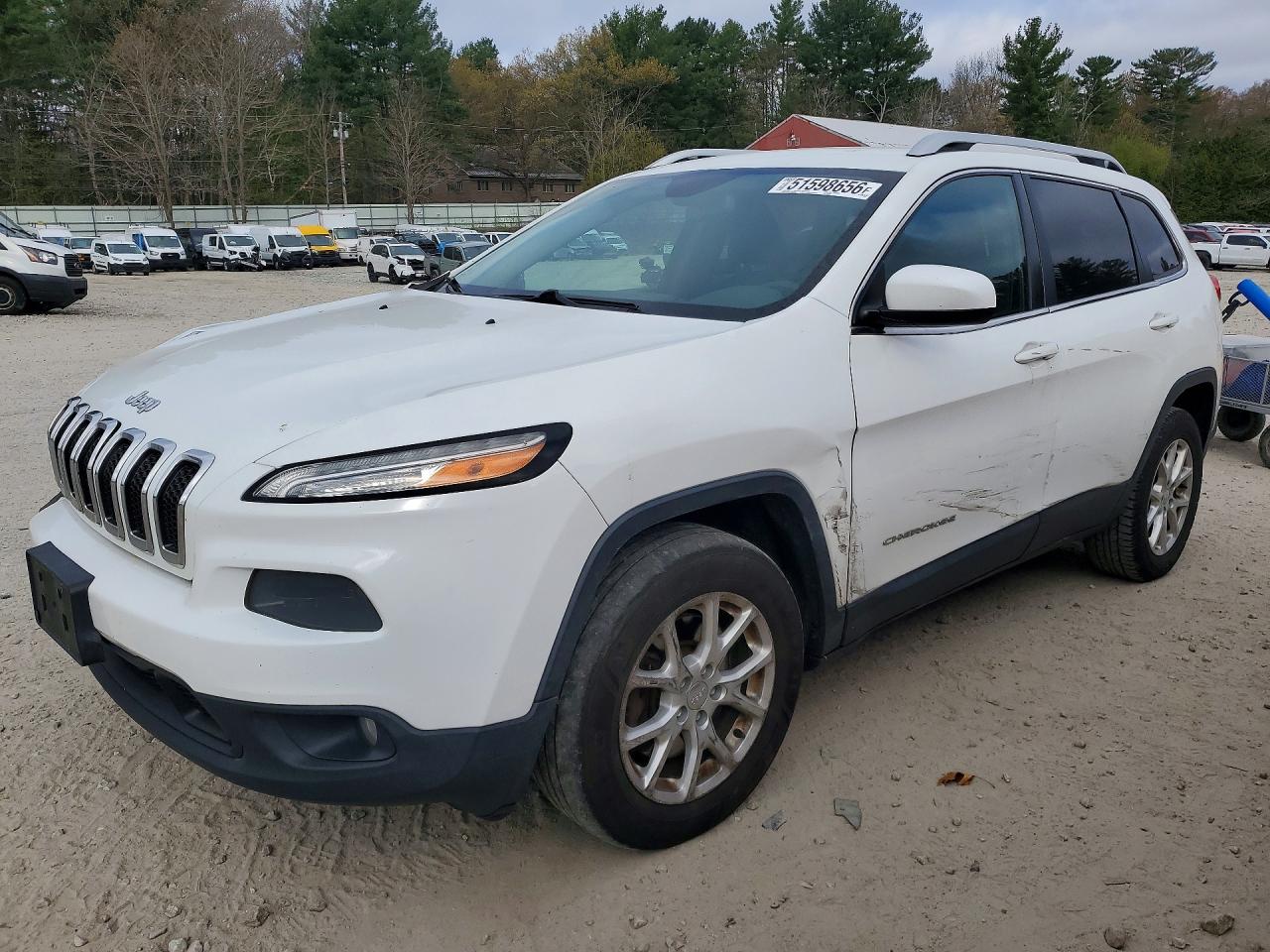 Salvage Jeep Cherokee Image