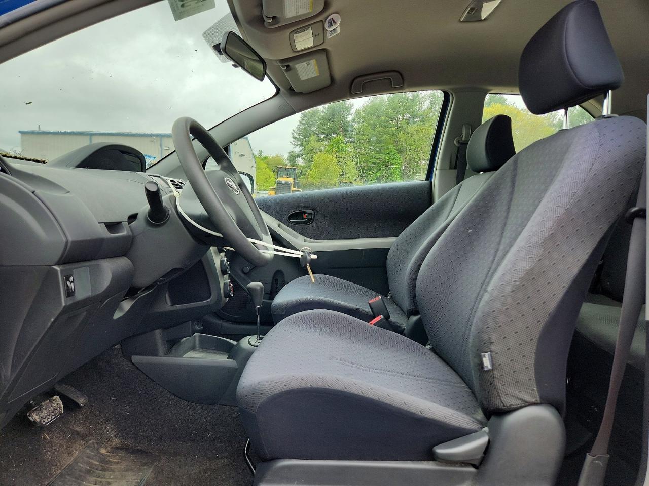 Toyota Yaris Base
