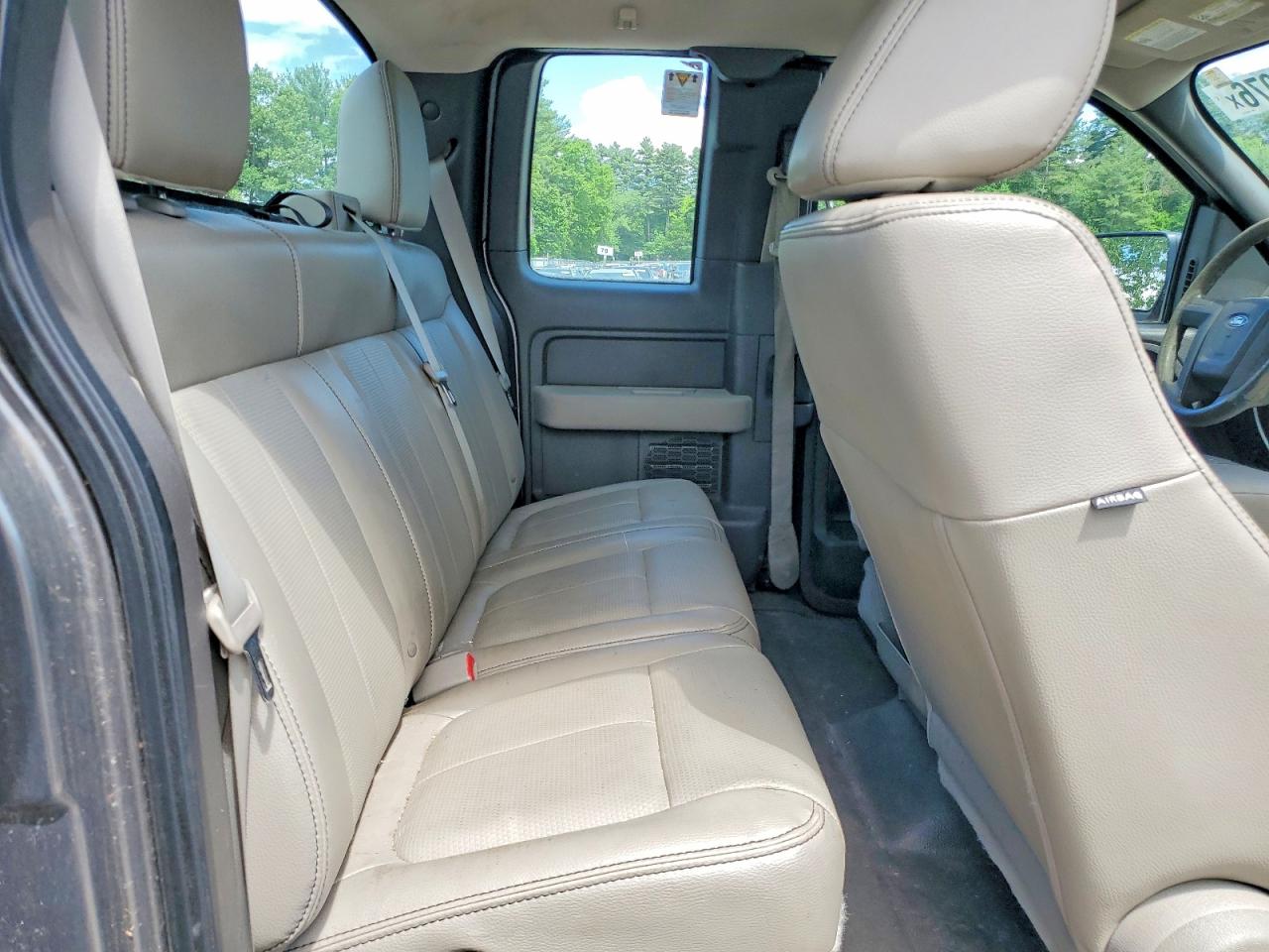 Ford F-150 Super Cab