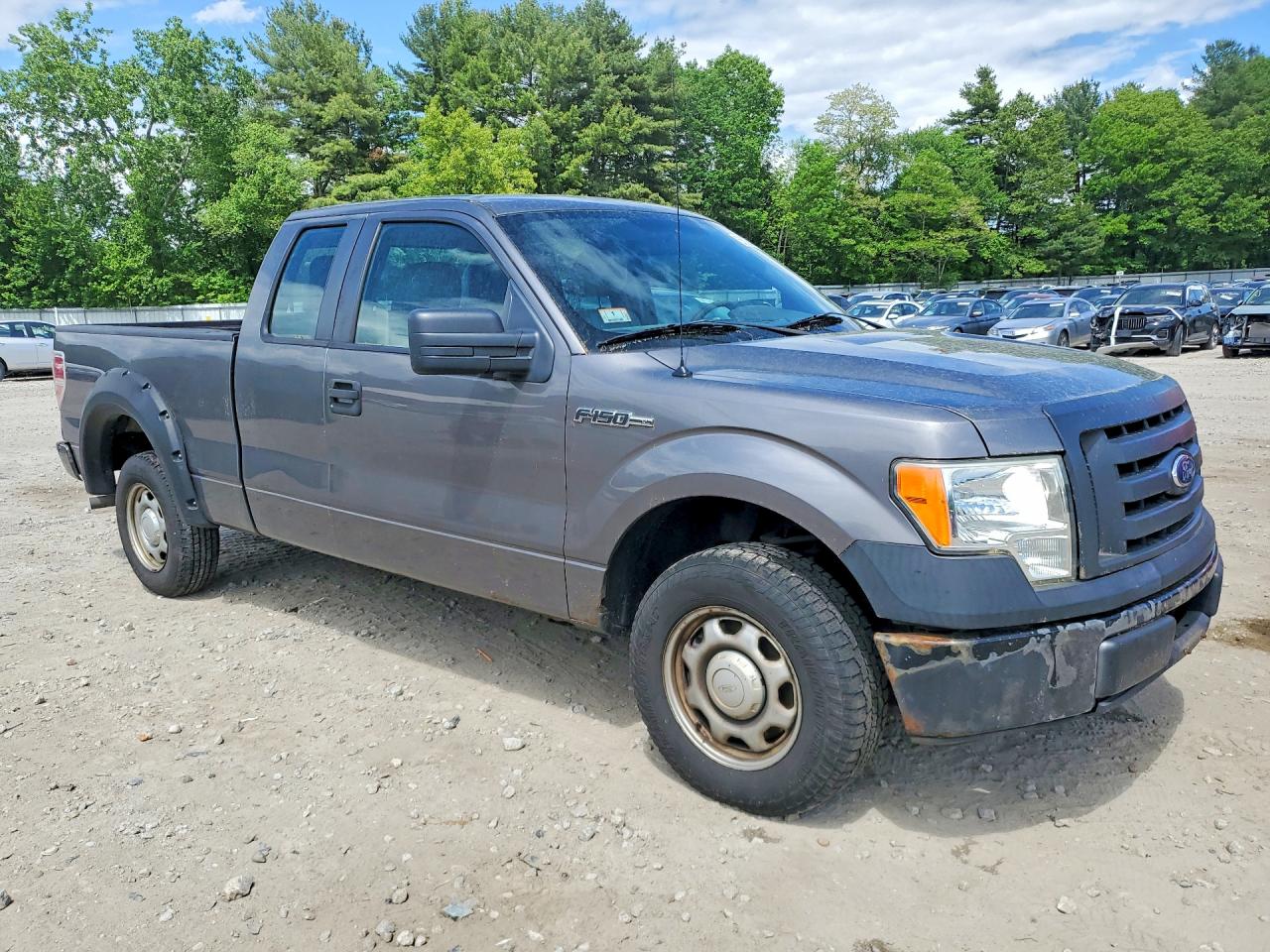 Ford F-150 Super Cab