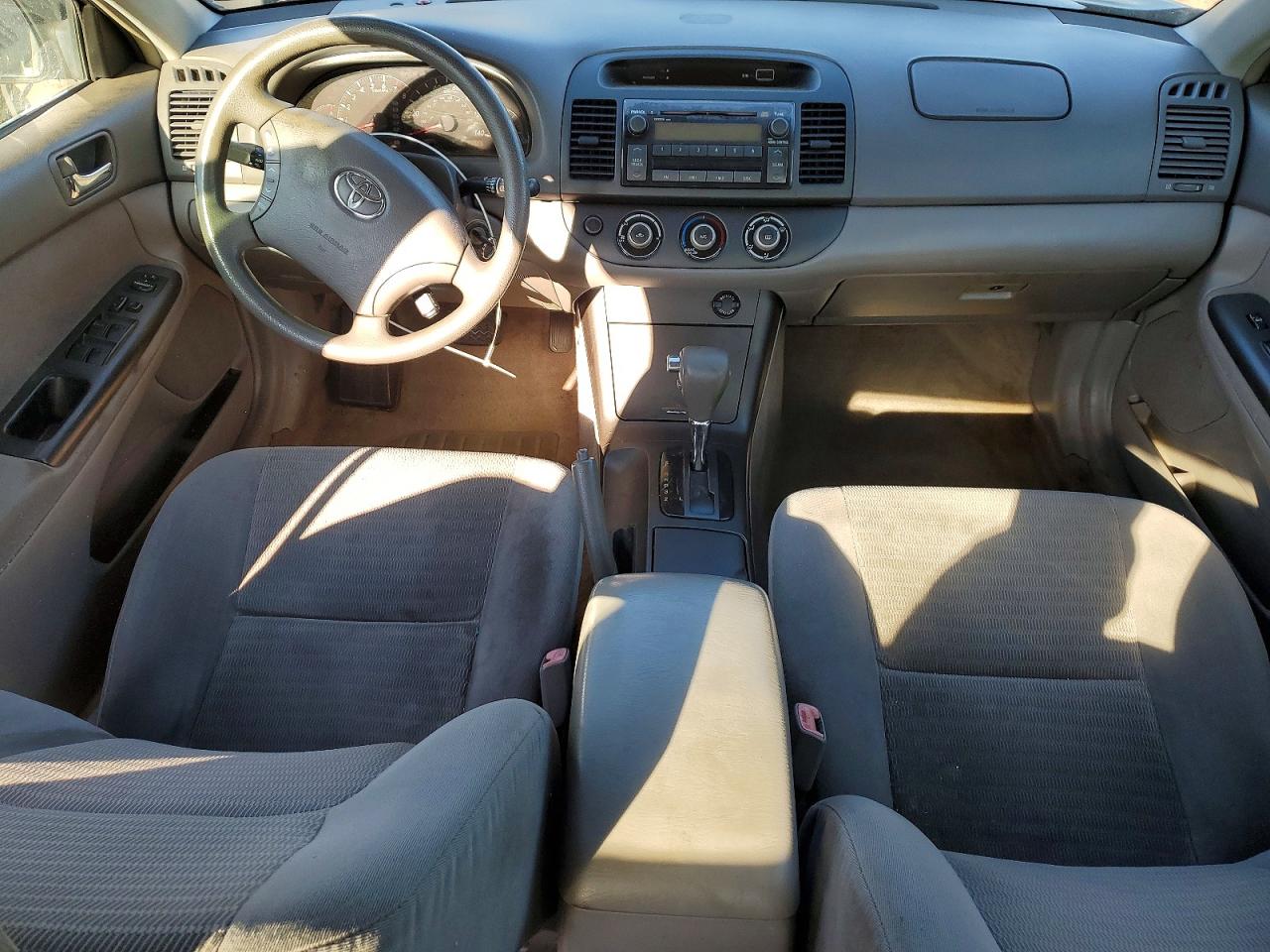 Toyota Camry Standard