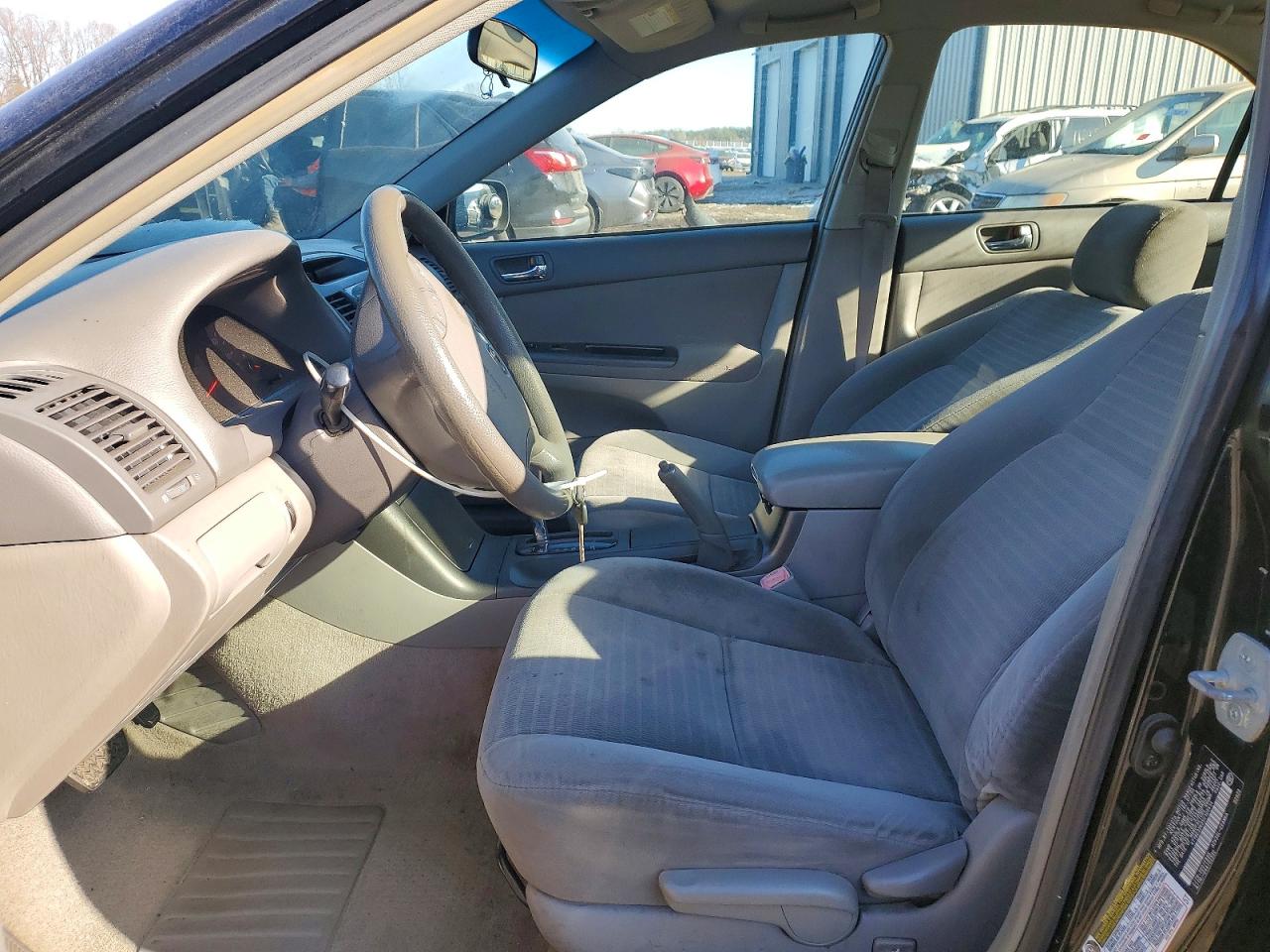 Toyota Camry Standard