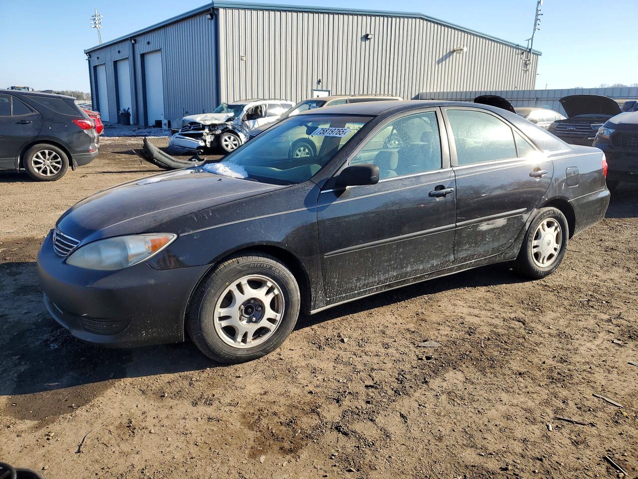 Salvage Toyota Camry Image