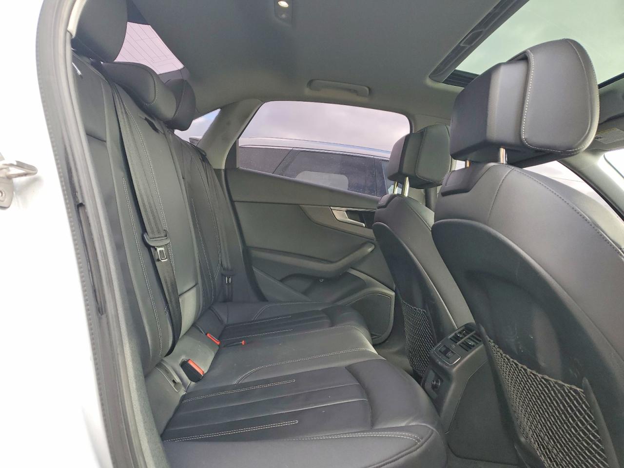 Audi A4 Premium 40