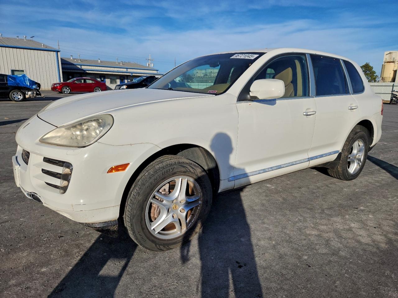 Salvage Porsche Cayenne Image