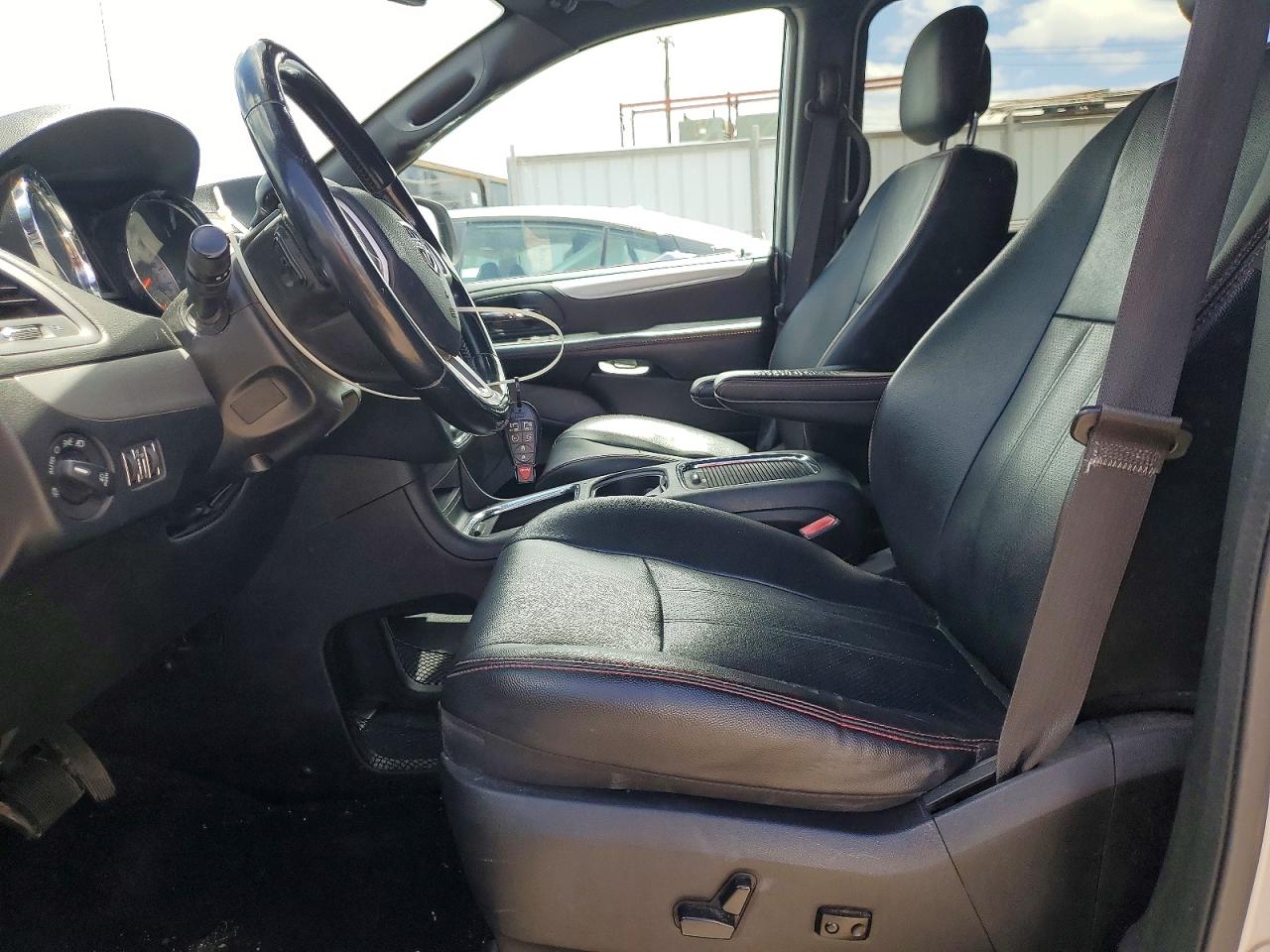 Dodge Caravan Gt
